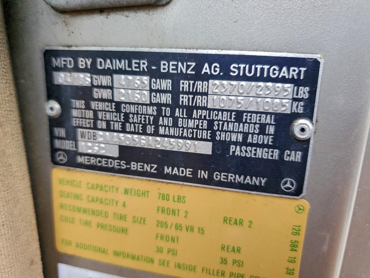 Mercedes-Benz 560-Class Sec Image 6