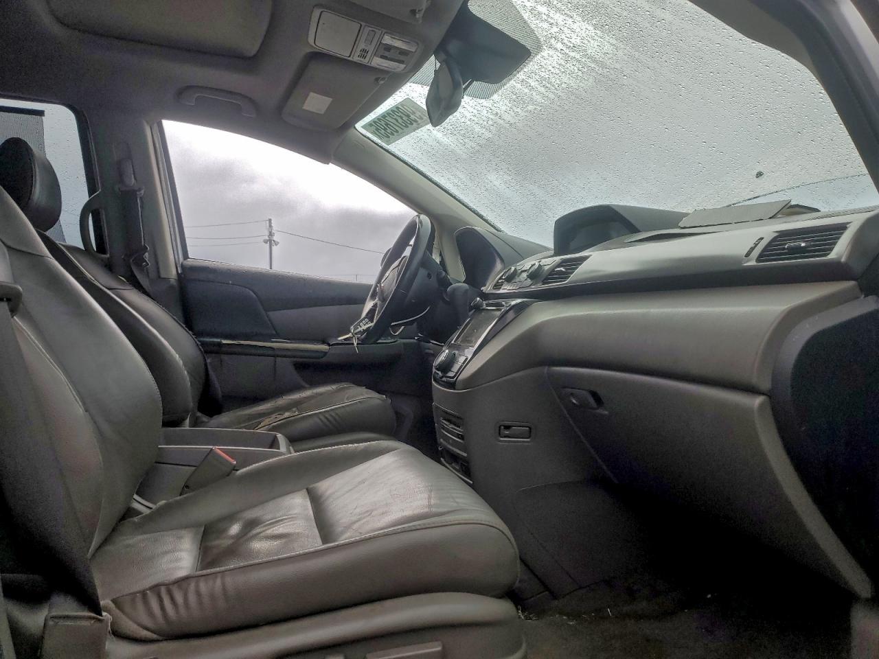 Honda Odyssey Exl Image 9