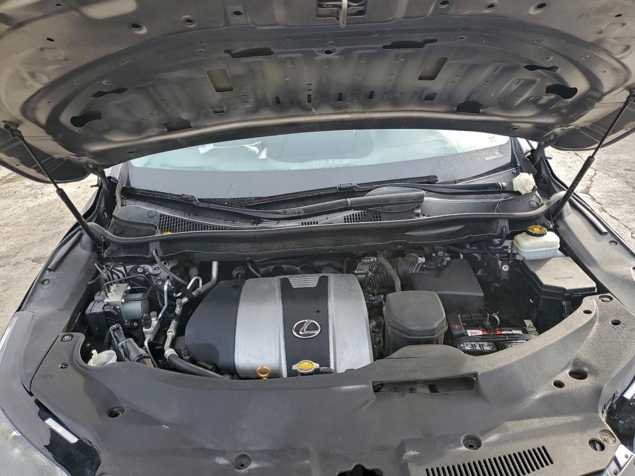 Lexus RX 350 Base Image 10