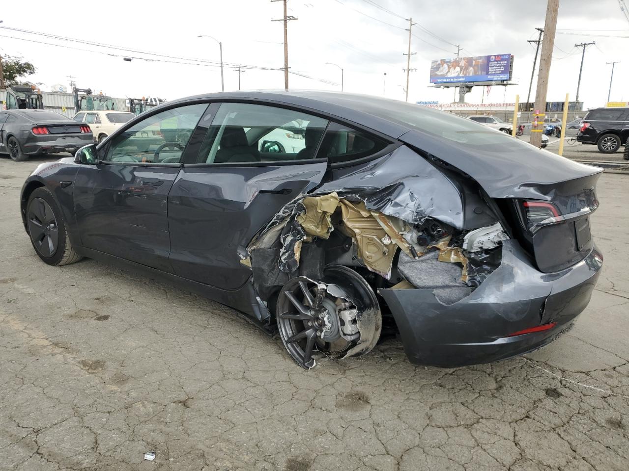 Tesla Model 3 Image 3