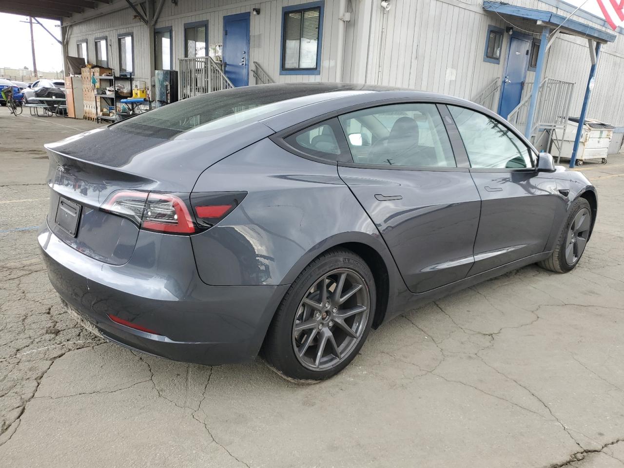 Tesla Model 3 Image 2