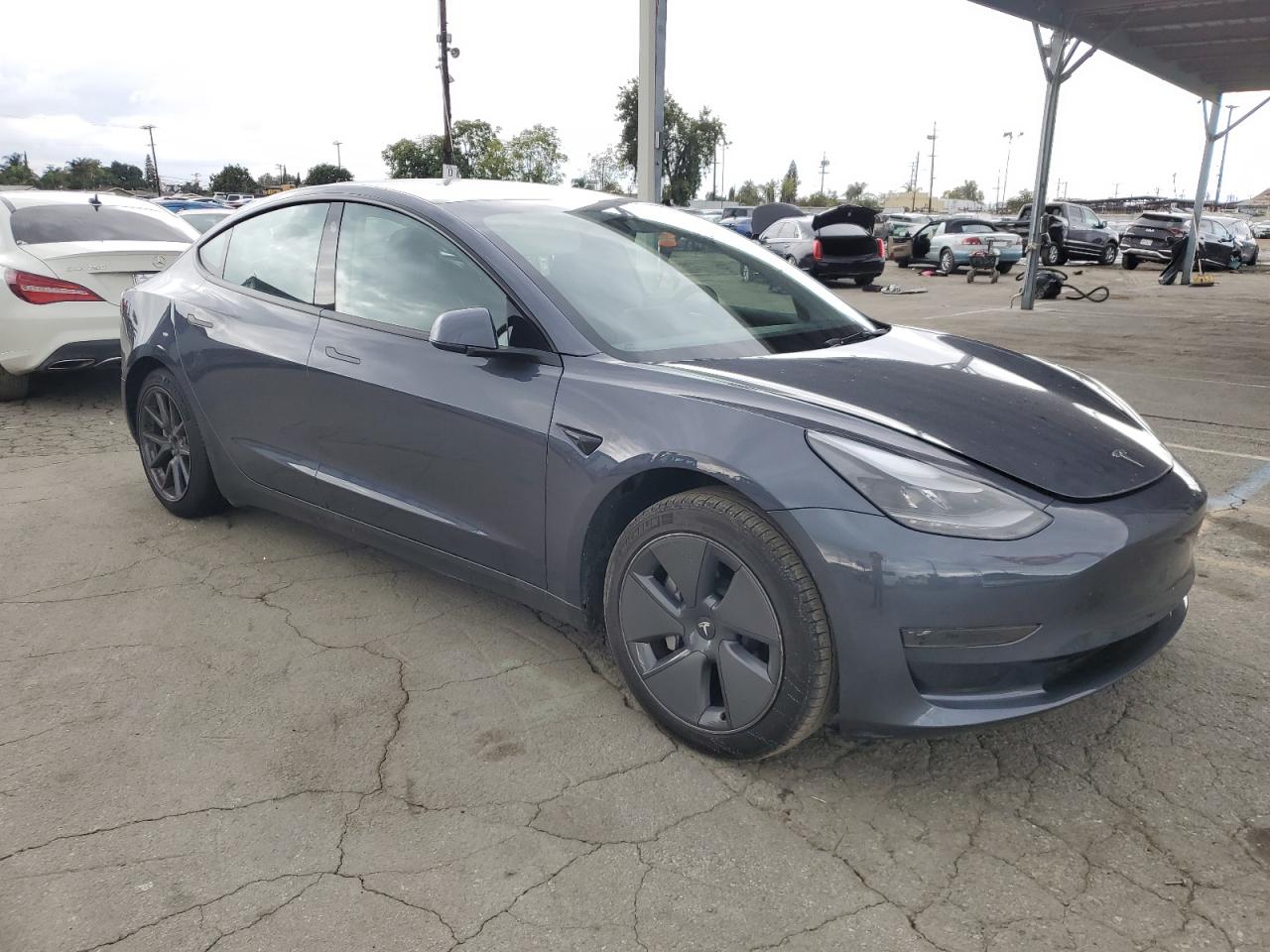 Tesla Model 3 Image 5