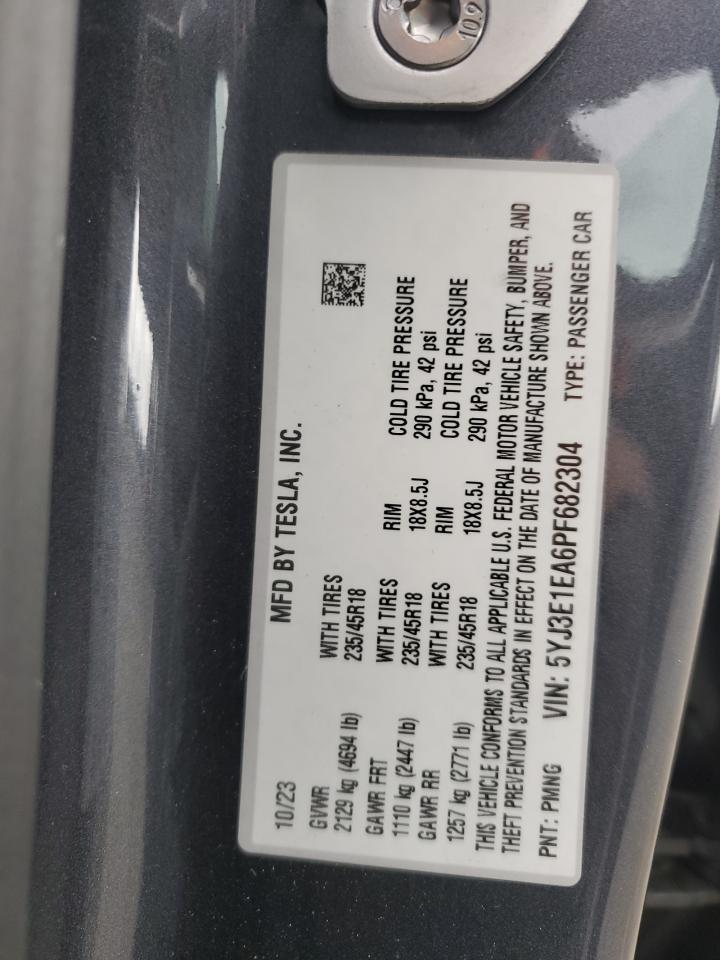 Tesla Model 3 Image 6