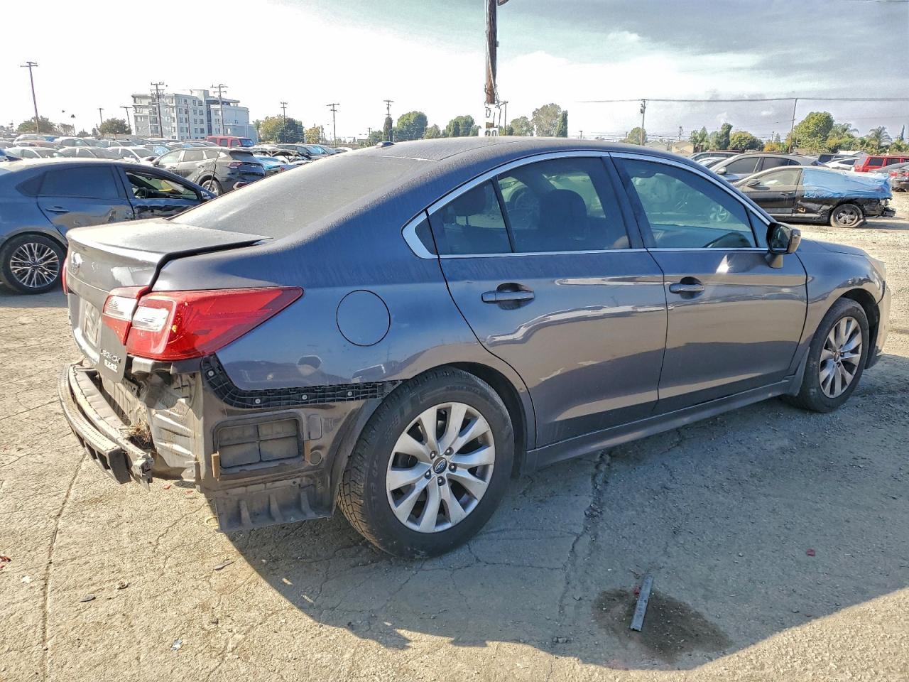 Subaru Legacy 2.5i Premium Image 5