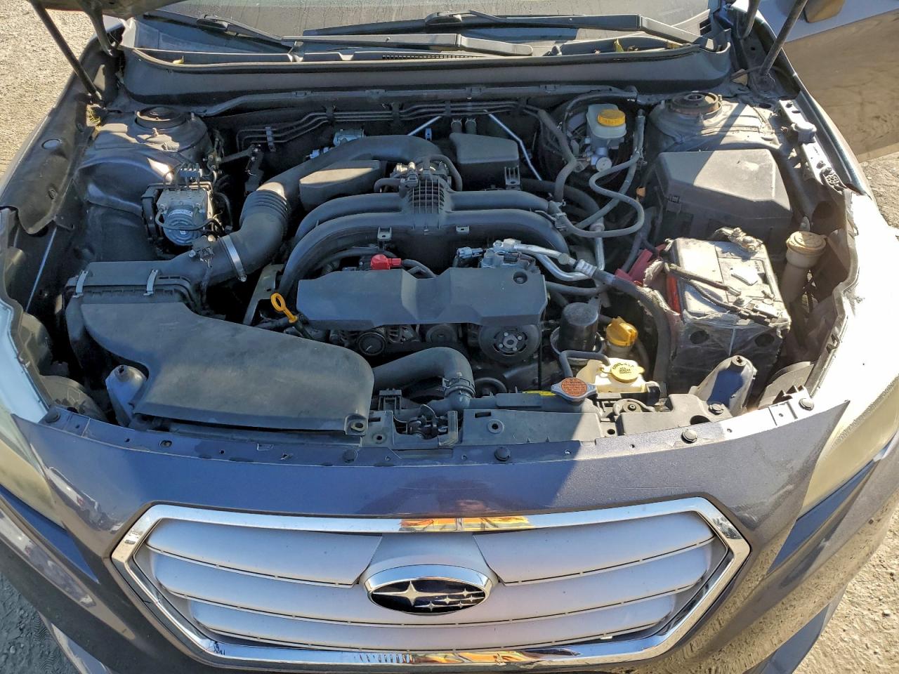 Subaru Legacy 2.5i Premium Image 12