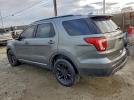 Ford Explorer Xlt Image 2