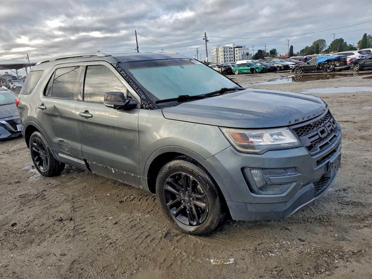 Ford Explorer Xlt Image 5