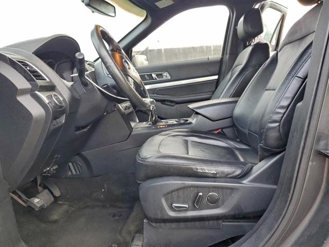 Ford Explorer Xlt Image 3