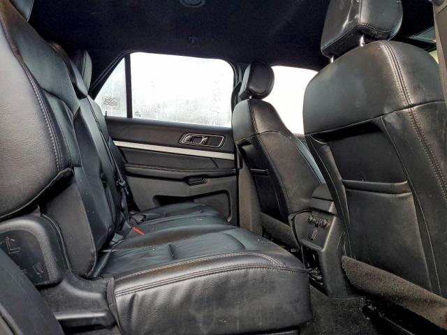 Ford Explorer Xlt Image 11