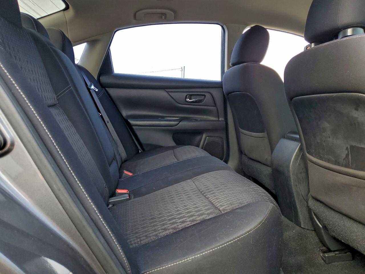 Nissan Altima 2.5 Image 9