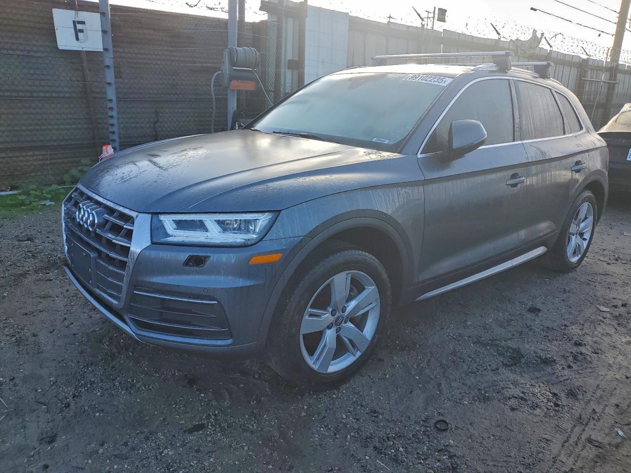 Audi Q5 Premium Plus Image 1