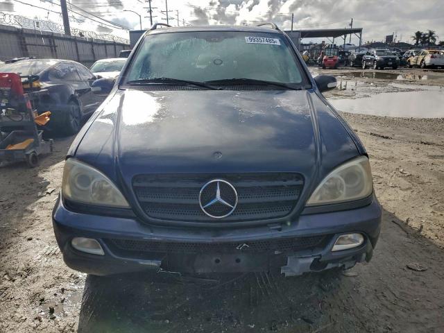 Mercedes-Benz M-Class 320 Image 8