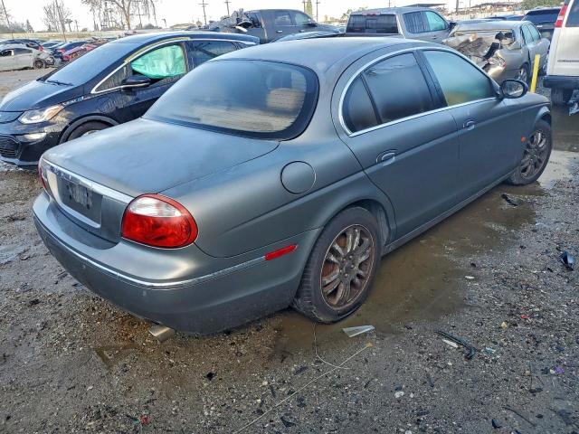 Jaguar S-Type Image 9