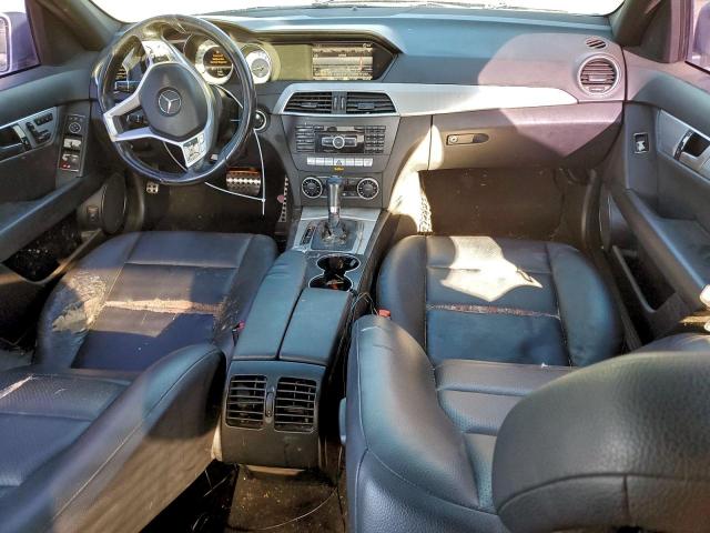 Mercedes-Benz C-Class 250 Image 10