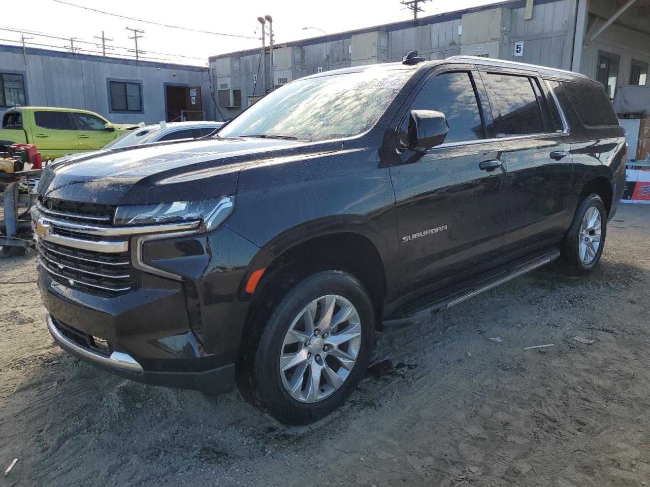 Chevrolet Suburban K1500 Lt Image 1