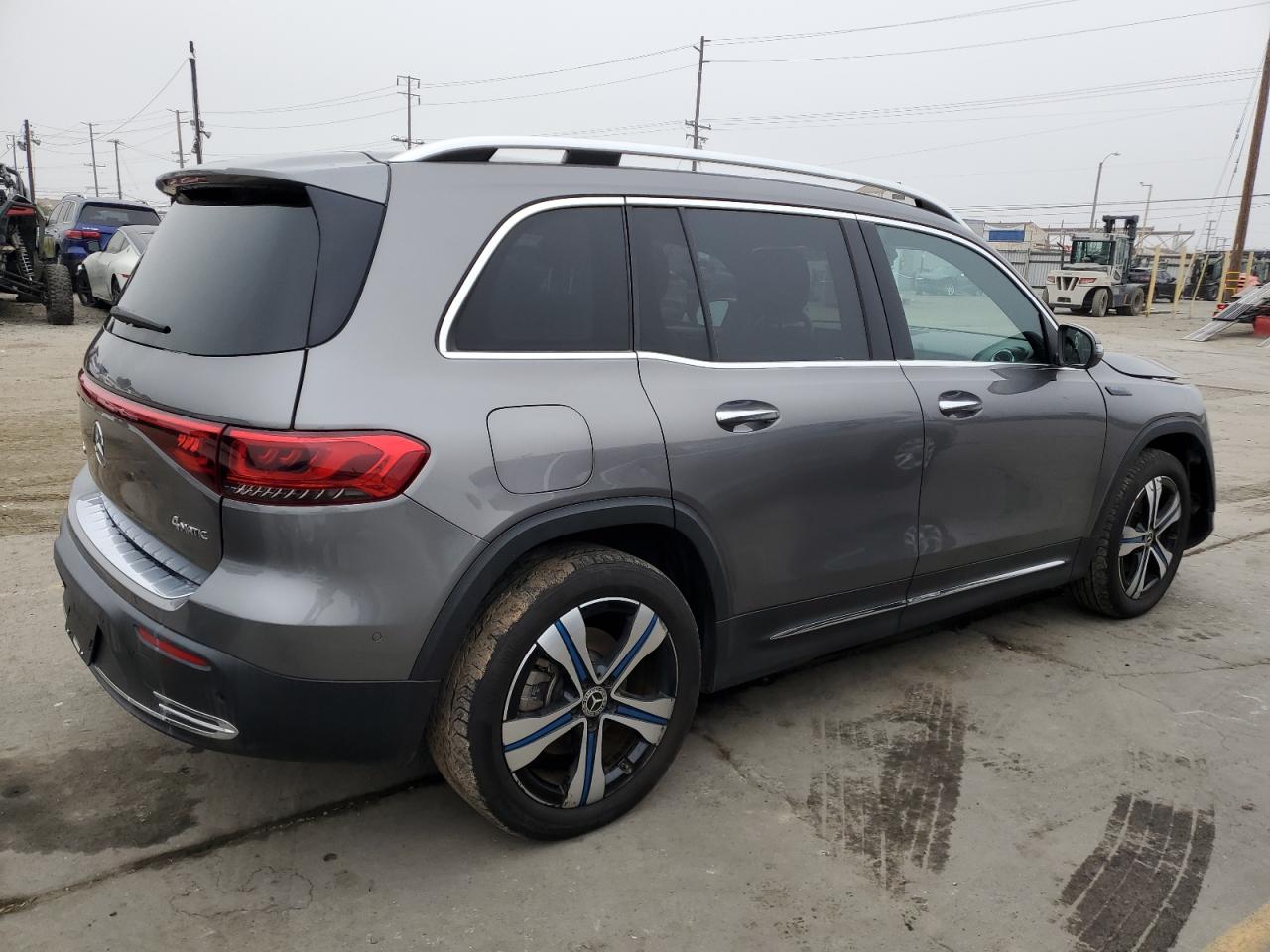 Mercedes-Benz EQB 350 4matic Image 2