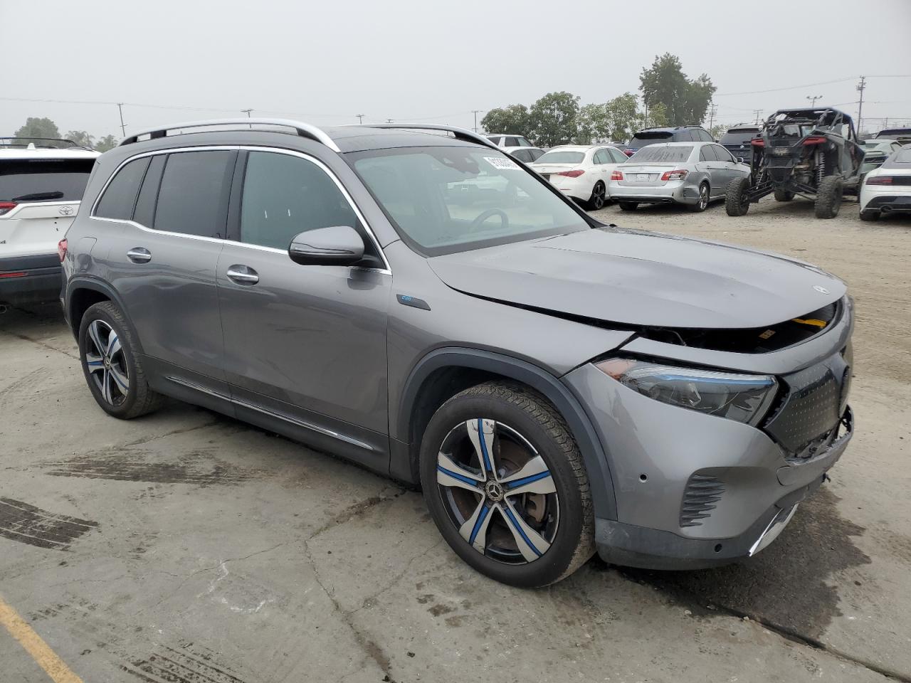 Mercedes-Benz EQB 350 4matic Image 12