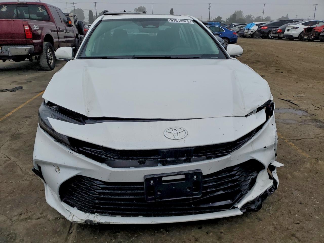 Toyota Camry Xse Image 2