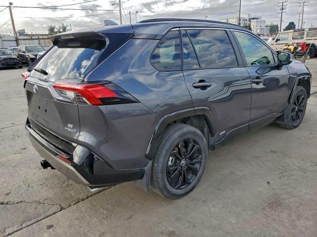 Toyota RAV4 Se Image 9