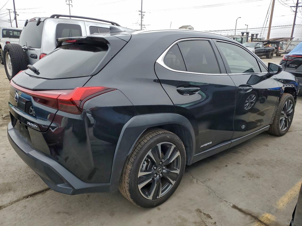 Lexus Ux 250h Image 2