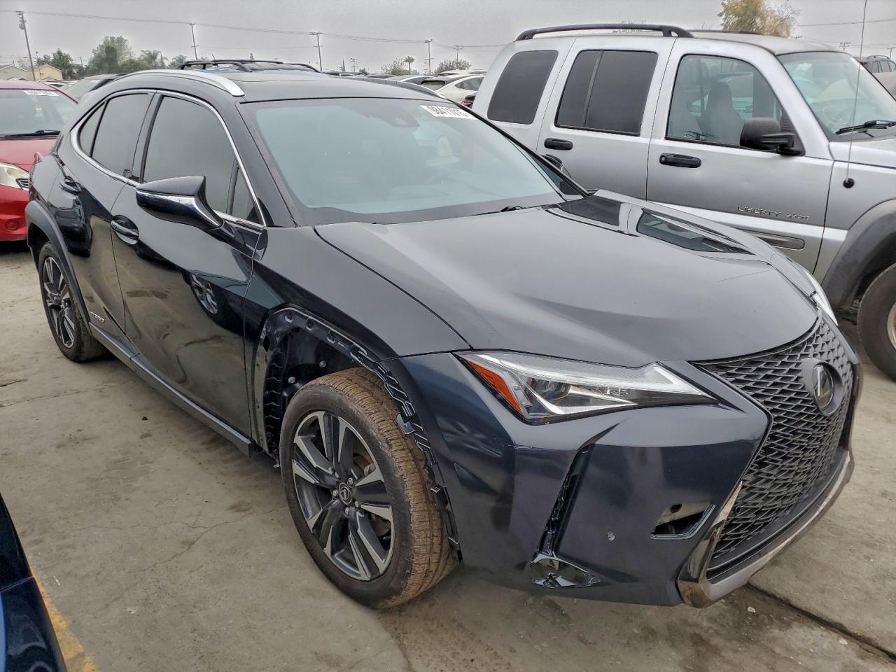 Lexus Ux 250h Image 5