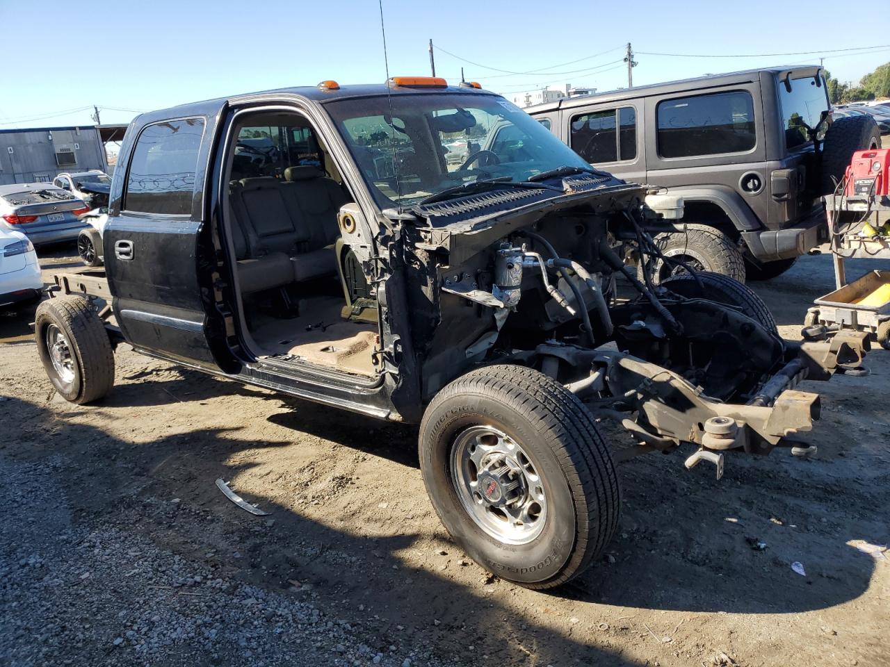 GMC Sierra C1500 Heavy Duty Image 10