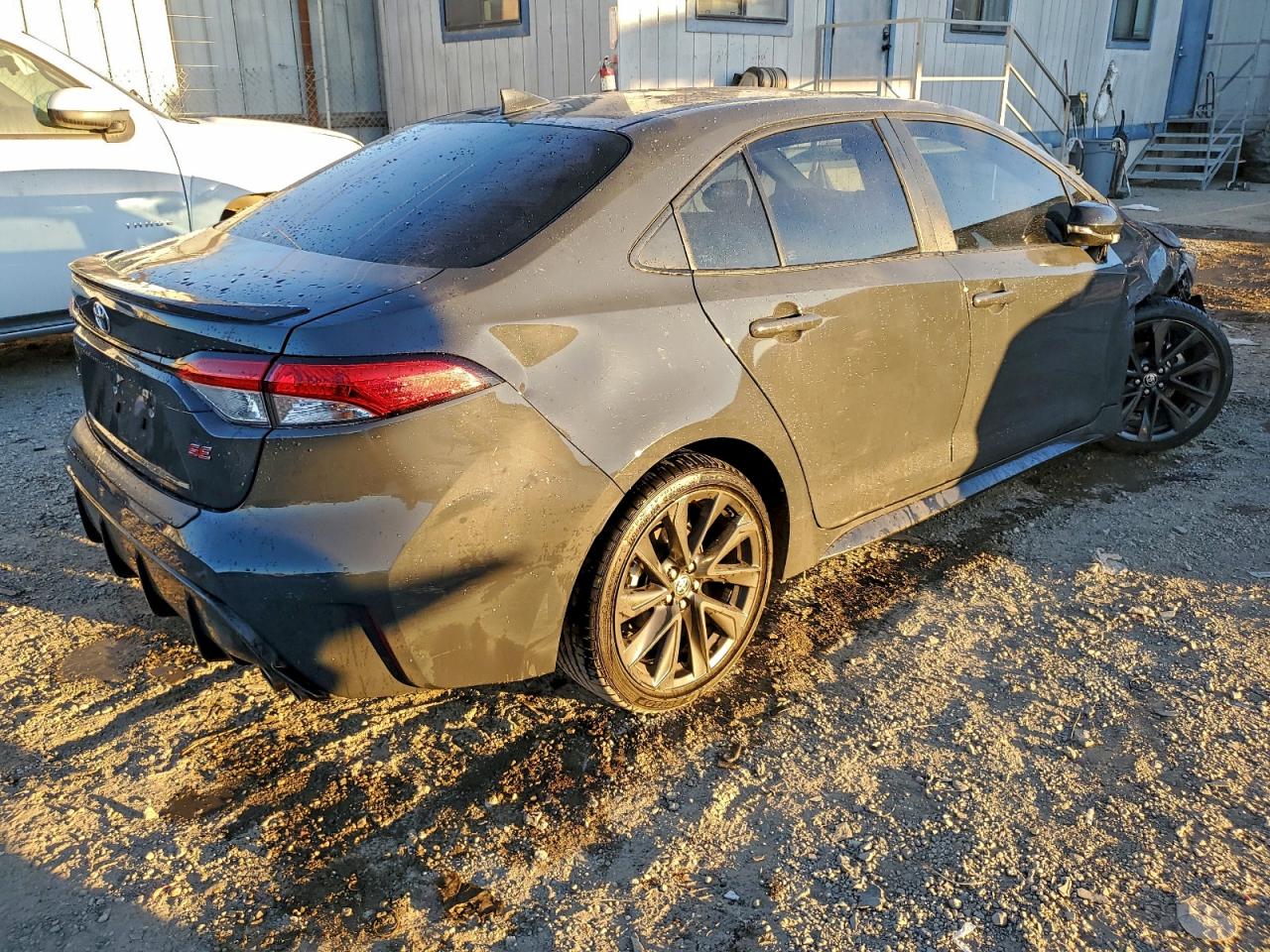 Toyota Corolla Se Image 4