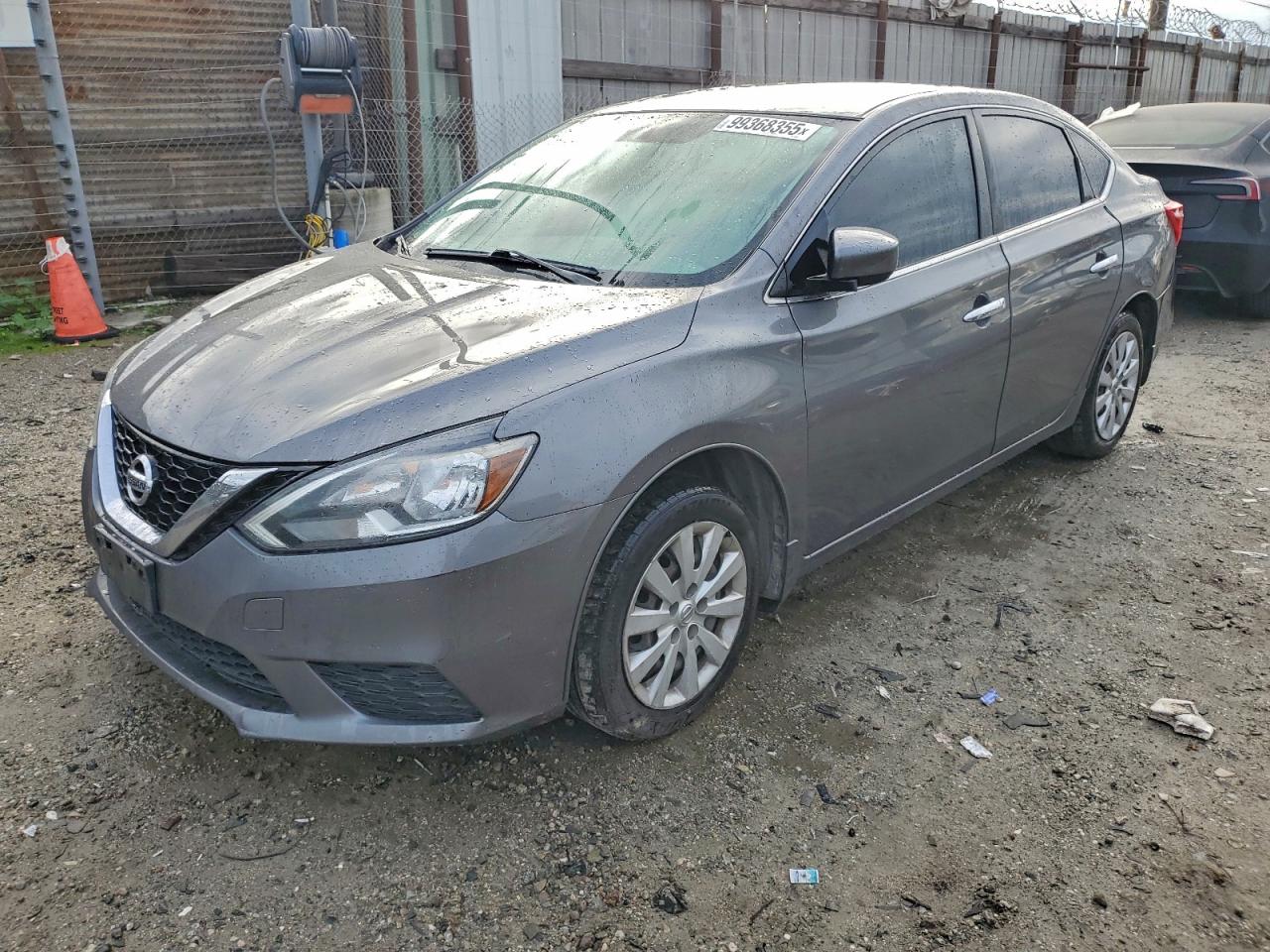 Nissan Sentra S Image 1