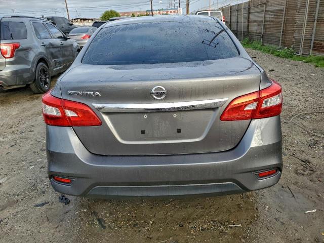 Nissan Sentra S Image 4