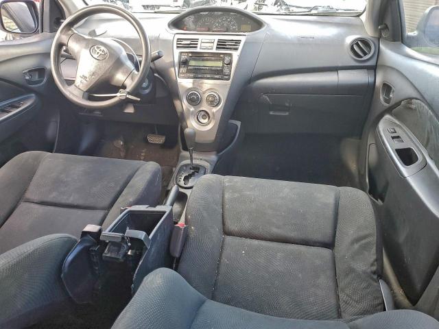 Toyota Yaris Image 3