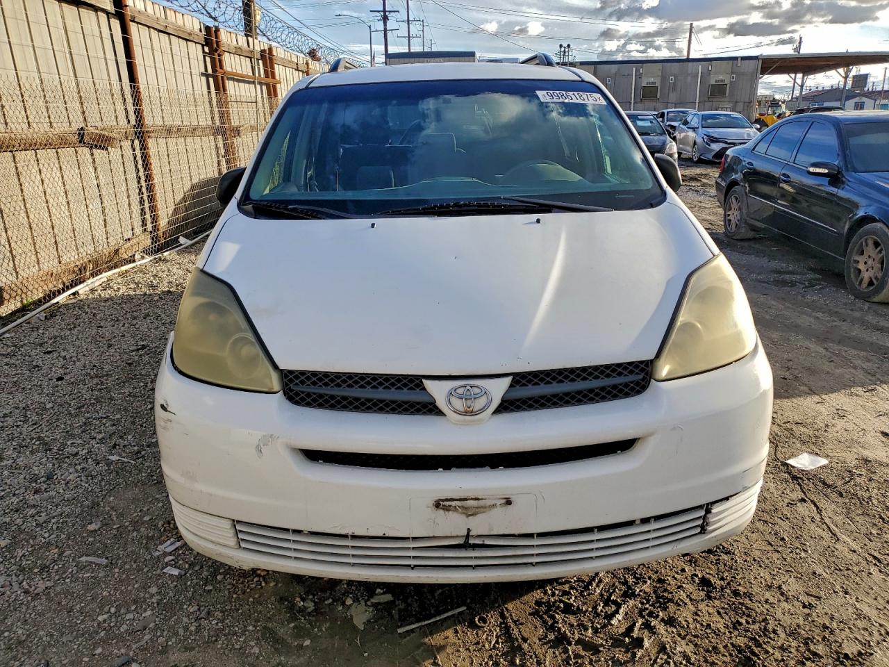 Toyota Sienna Ce Image 4