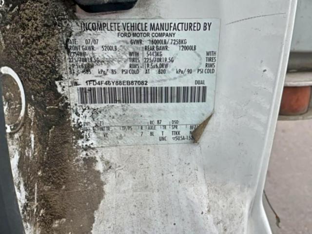 Ford F-450 Super Duty Image 8