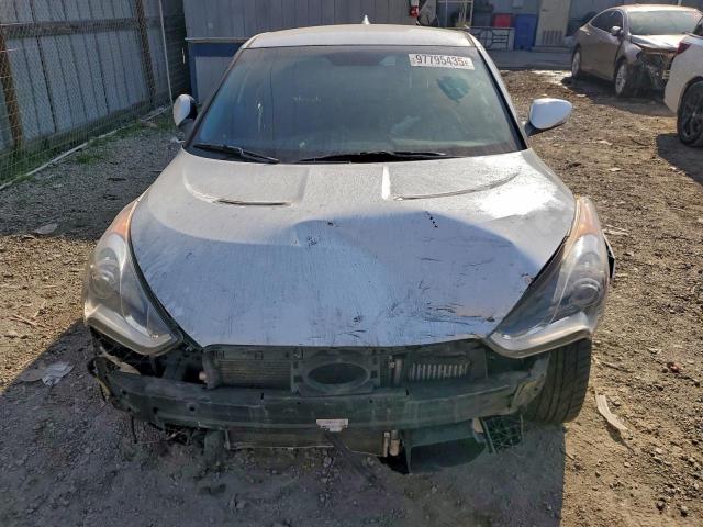 Hyundai VELOSTER Turbo Image 4