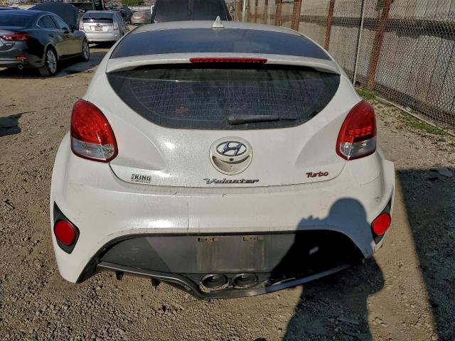 Hyundai VELOSTER Turbo Image 3