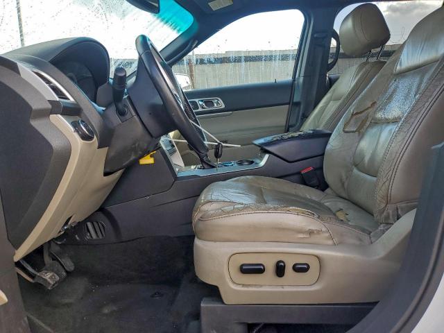 Ford Explorer Xlt Image 12