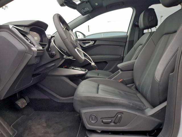 Audi Q4 Premium Plus Image 11