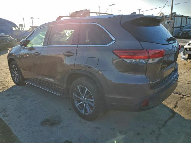 Toyota Highlander Se Image 13