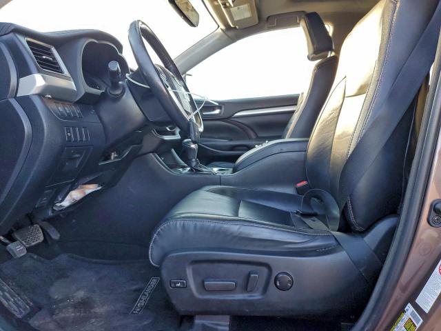 Toyota Highlander Se Image 3