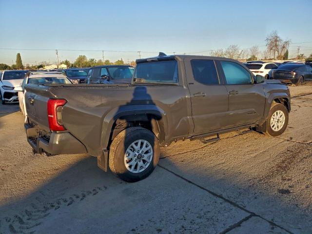 Toyota Tacoma Double Cab Image 5
