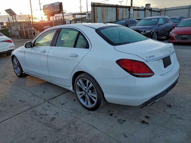 Mercedes-Benz C-Class 300 Image 4