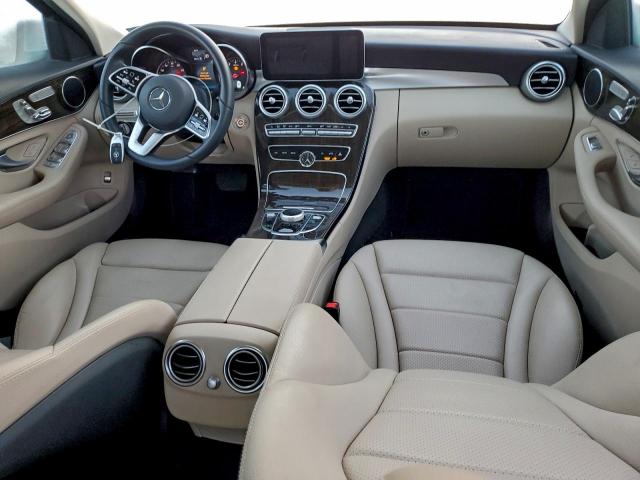 Mercedes-Benz C-Class 300 Image 10