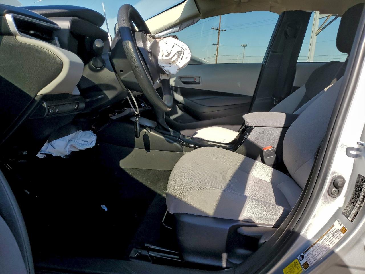 Toyota Corolla Le Image 4