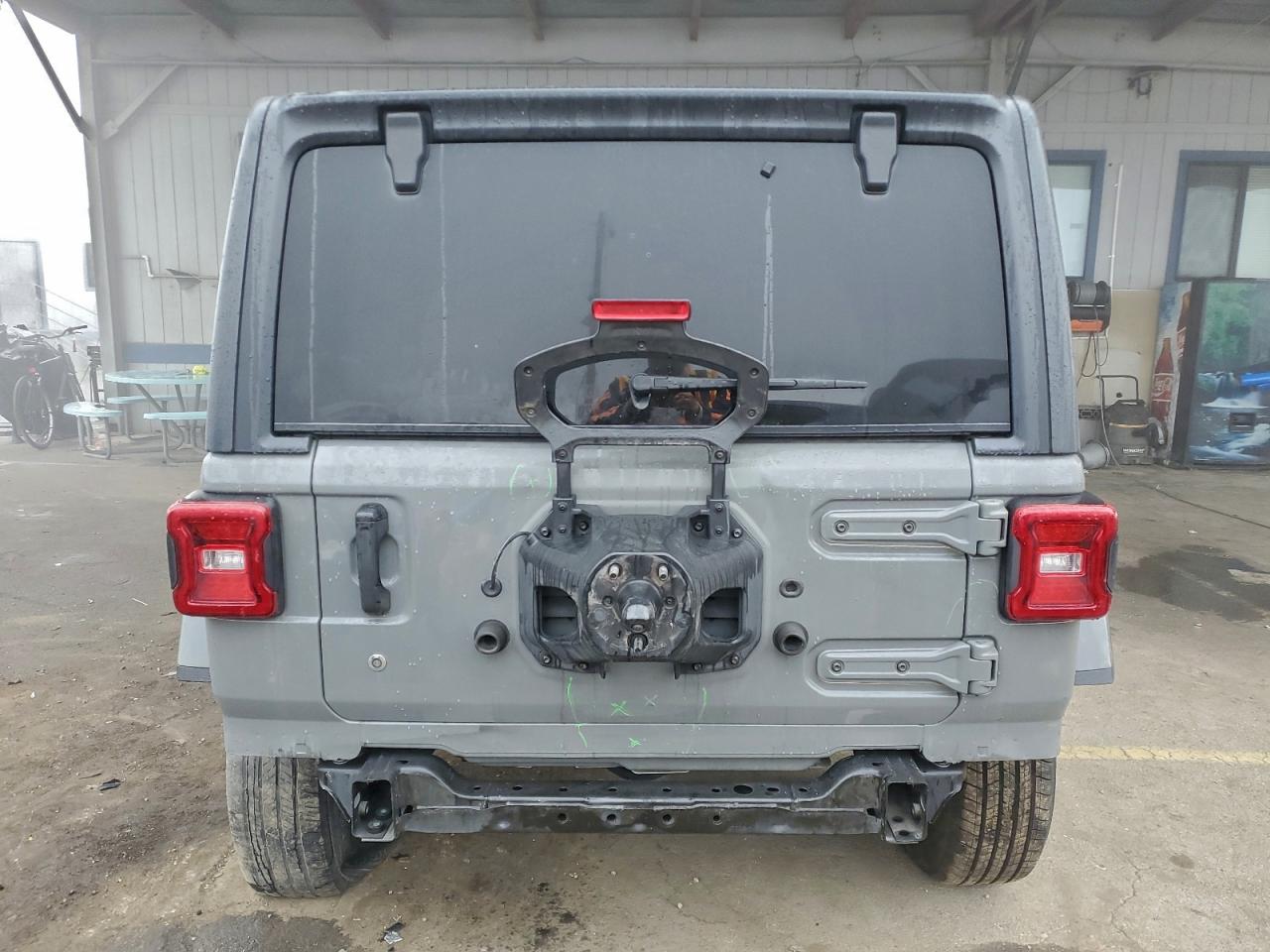 Jeep Wrangler Sport Image 10