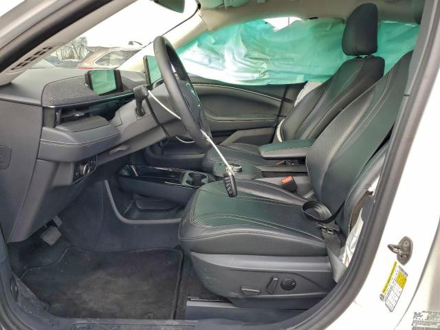 Ford Mustang Premium Image 12