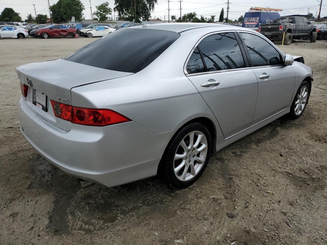 Acura TSX Image 4