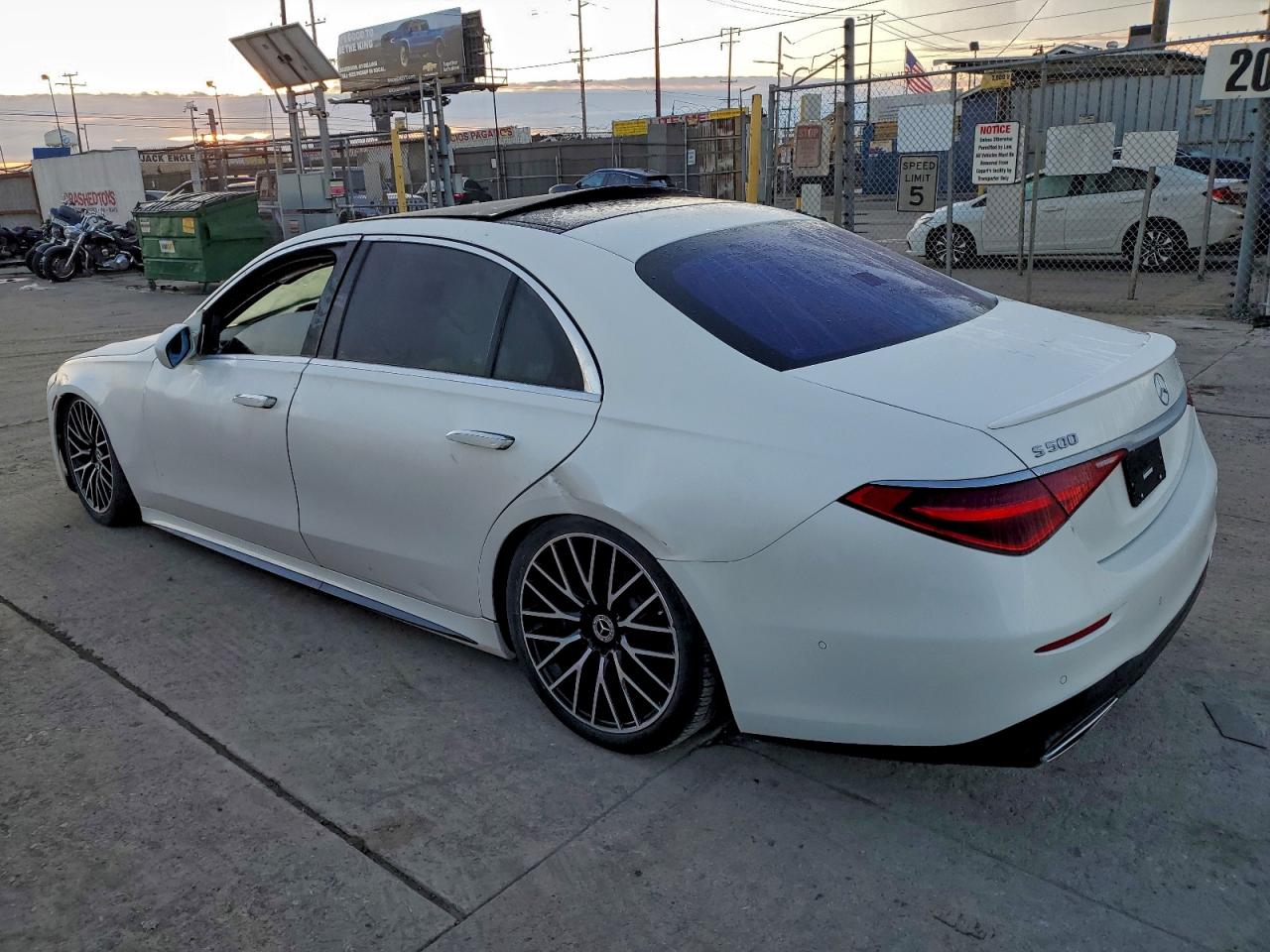 Mercedes-Benz S-Class 500 4matic Image 2