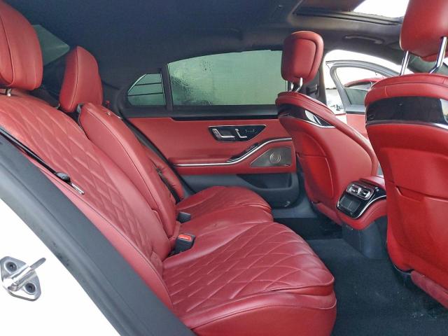 Mercedes-Benz S-Class 500 4matic Image 10