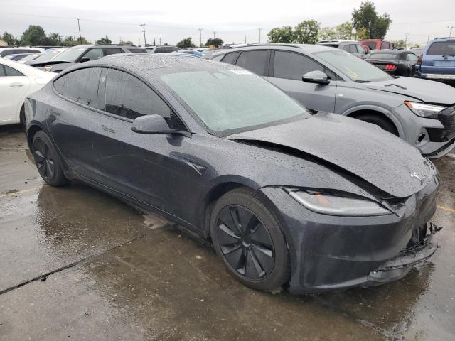 Tesla Model 3 Image 5