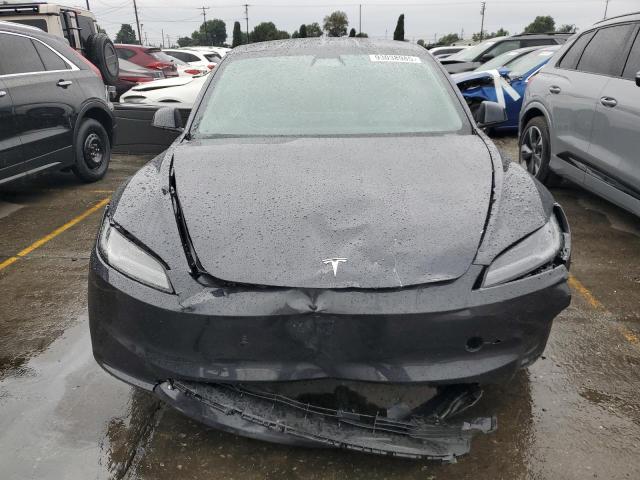 Tesla Model 3 Image 4
