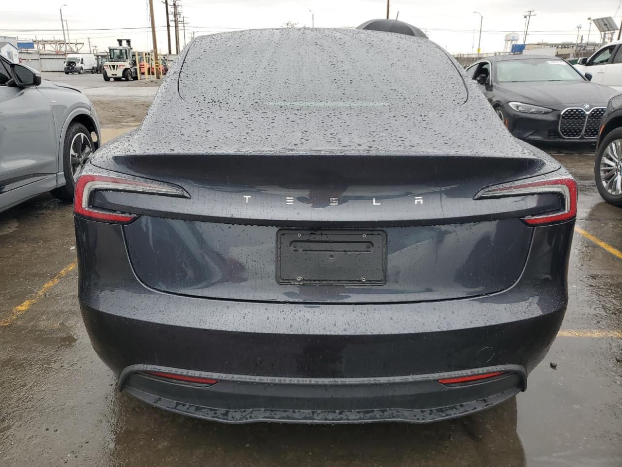 Tesla Model 3 Image 9